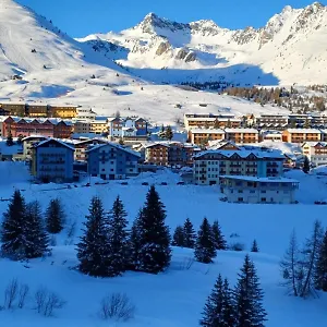 Dea Diana , Passo del Tonale Italia